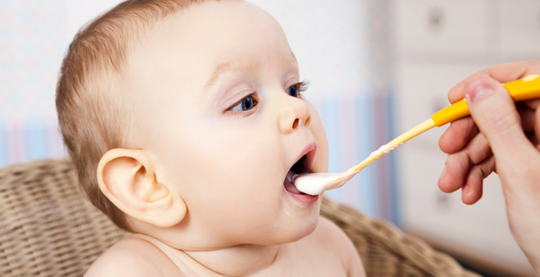 Quand les bebes mangent-ils des cereales